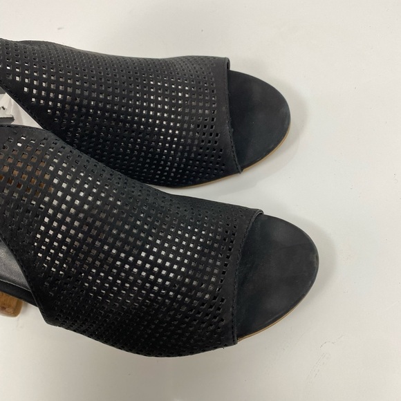 Steve‎ Madden Sawyer Black Ankle Strap Leather Upper Islet Laser Cut Sandals 8 M - Picture 7 of 13